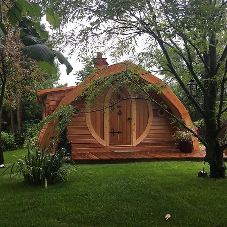 West Tyning Bed and Breakfast Bitton Exteriör bild