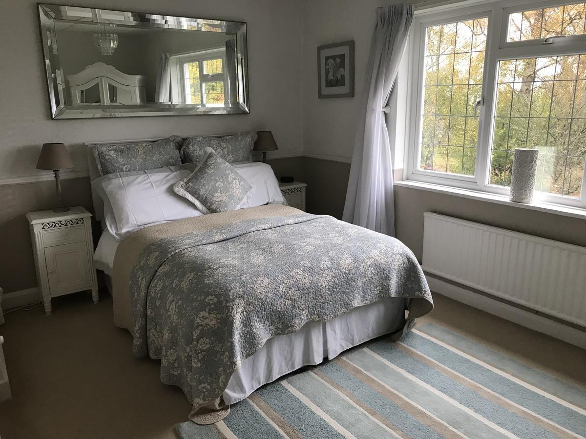 West Tyning Bed and Breakfast Bitton Exteriör bild