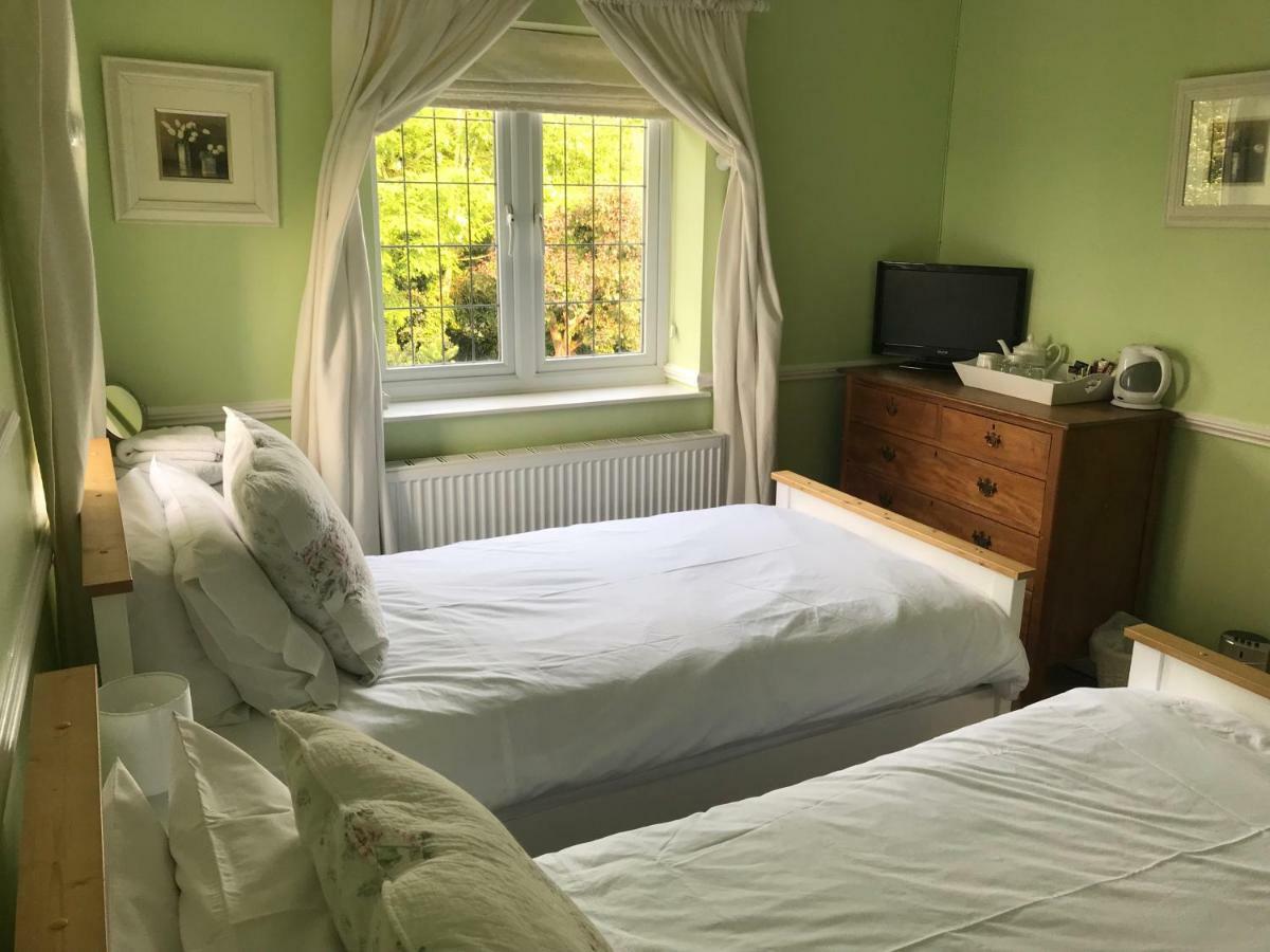 West Tyning Bed and Breakfast Bitton Exteriör bild